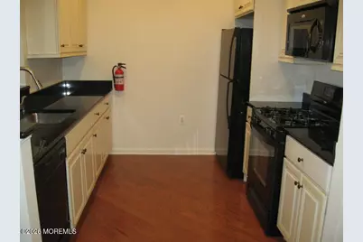 612 Sophee Lane, Lakewood, NJ 08701 - Photo 8