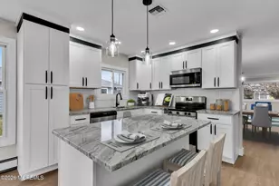 186 Harrington Dr N, Toms River Township, NJ 08757 - Photo 2