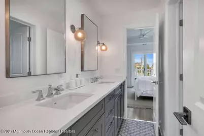 916 Ocean Avenue #weekly price, Mantoloking, NJ 08738 - Photo 32