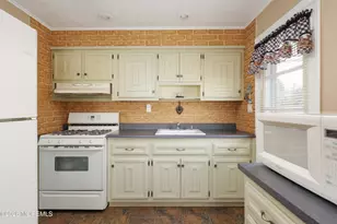 809 Shady Lawn Way, Aberdeen Township, NJ 07735 - Photo 8