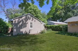 809 Shady Lawn Way, Aberdeen Township, NJ 07735 - Photo 24