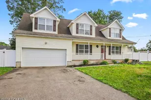 18 4th Ave, Toms River Township, NJ 08757 - Photo 1