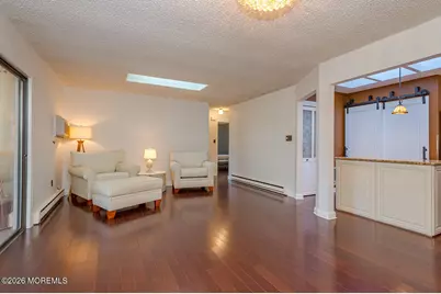 122 Manchester Court, Red Bank, NJ 07701 - Photo 6