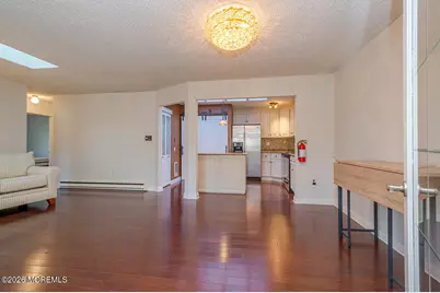 122 Manchester Court, Red Bank, NJ 07701 - Photo 8