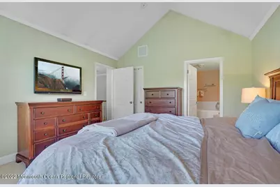 17 Nutmeg Court, Tinton Falls, NJ 07753 - Photo 14