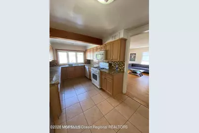 319 Roosevelt Avenue, Oakhurst, NJ 07755 - Photo 2