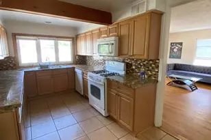 319 Roosevelt Ave, Oakhurst, NJ 07755 - Photo 2