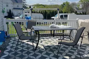 319 Roosevelt Ave, Oakhurst, NJ 07755 - Photo 10