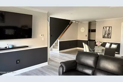 902 Buckingham Circle, Middletown, NJ 07748 - Photo 4