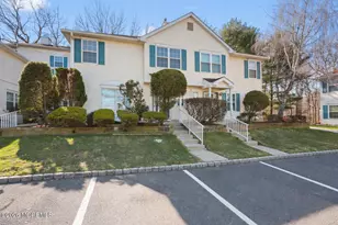 1115 Roseberry Ct, Morganville, NJ 07751 - Photo 2