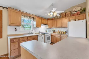 1018 Zircon Dr, Toms River Township, NJ 08753 - Photo 10