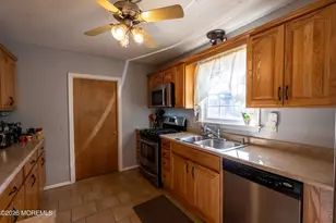 1862 Hinds Rd, Toms River Township, NJ 08753 - Photo 12