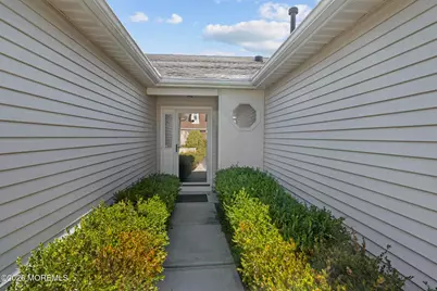 1523 Heatherleaf Lane, Toms River Township, NJ 08755 - Photo 4