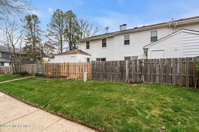 72 Kingsley Way, Freehold, NJ 07728 - Photo 36