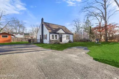 22 Oak Ridge Parkway, Toms River Township, NJ 08755 - Photo 4