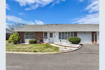 332 Canterbury Court #B, Lakewood, NJ 08701 - Photo 2