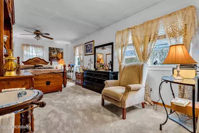 807 Monmouth Road, Cream Ridge, NJ 08514 - Photo 16