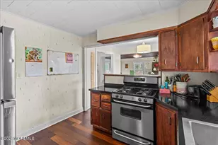 51 Smith St, Howell Township, NJ 07731 - Photo 24