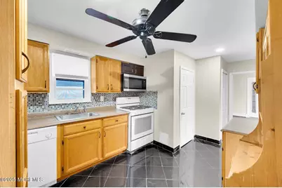 46 Woodland Avenue, Keansburg, NJ 07734 - Photo 6