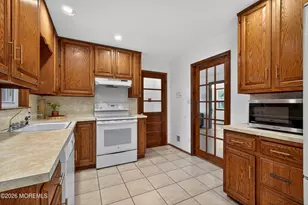 76 Telegraph Hill Rd, Holmdel, NJ 07733 - Photo 8