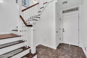 201 Gateway Ct, Union Beach, NJ 07735 - Photo 4