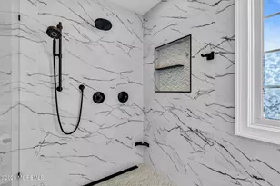 201 Gateway Ct, Union Beach, NJ 07735 - Photo 26