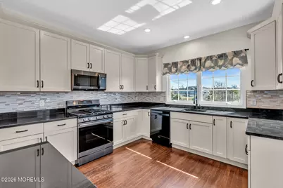 201 Gateway Court #1, Union Beach, NJ 07735 - Photo 10