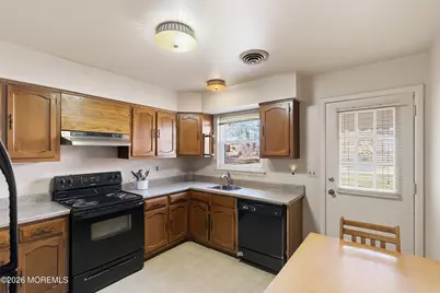 86 B Yorktowne Parkway #B, Whiting, NJ 08759 - Photo 12