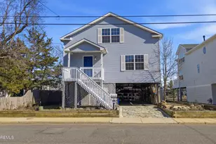 11 Huddy Ave, Highlands, NJ 07732 - Photo 1