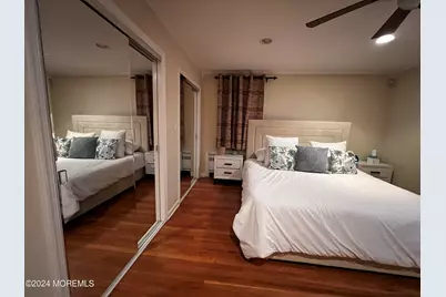 499 W Park Avenue, Oakhurst, NJ 07755 - Photo 14