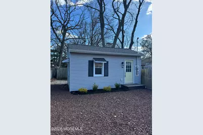 945 Linden Avenue, Brick, NJ 08723 - Photo 2