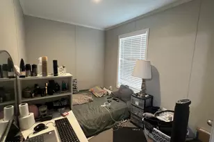 1 Avenue C, Hazlet Township, NJ 07730 - Photo 4