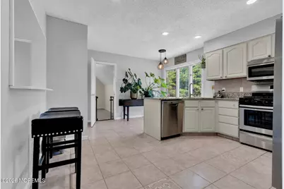 162 Millstone Road, Millstone Township, NJ 08535 - Photo 10