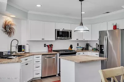 172 Impatiens Court, Toms River Township, NJ 08753 - Photo 18