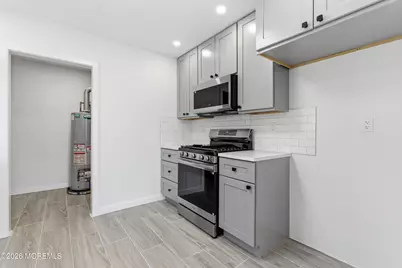 52 Pomona Boulevard, Keyport, NJ 07735 - Photo 8