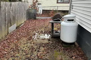 306 Norwood Ave, Laurence Harbor, NJ 08879 - Photo 4