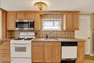 421 Malibu Way, Brick, NJ 08723 - Photo 8