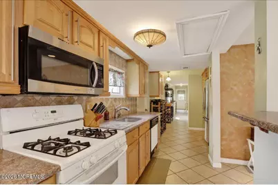 421 Malibu Way, Brick, NJ 08723 - Photo 10