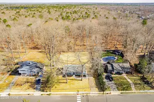 39 Blue Jay Dr, Toms River Township, NJ 08755 - Photo 2