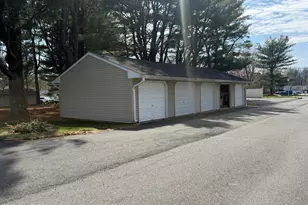 56 Privet Pl, Red Bank, NJ 07701 - Photo 18