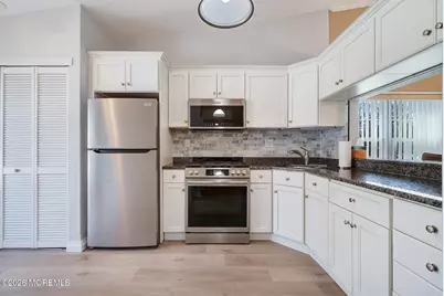 56 Privet Place, Red Bank, NJ 07701 - Photo 6