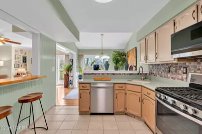 44 Malibu Drive, Eatontown, NJ 07724 - Photo 18