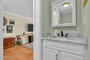 44 Malibu Dr, Eatontown, NJ 07724 - Photo 24