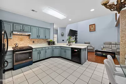 351 Wedgewood Road, Morganville, NJ 07751 - Photo 34