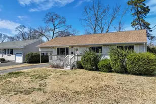 109 Crescent Dr, Brick, NJ 08724 - Photo 2