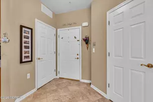 622 Sophee Ln, Lakewood, NJ 08701 - Photo 8