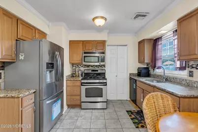 205 Hemlock Drive, Lanoka Harbor, NJ 08734 - Photo 10