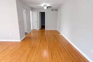 18 Ginger Ct, Eatontown, NJ 07724 - Photo 4