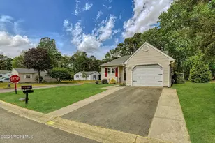 35 Auburn St, Whiting, NJ 08759 - Photo 2