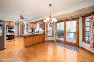 21 Jefferson Ct, Freehold, NJ 07728 - Photo 22